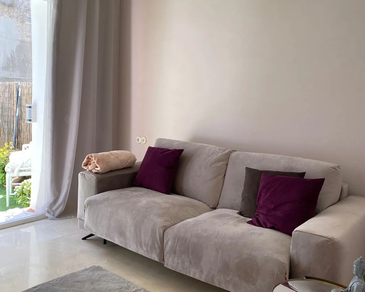 f559b233-5d47-4927-bf86-756ad8e09663