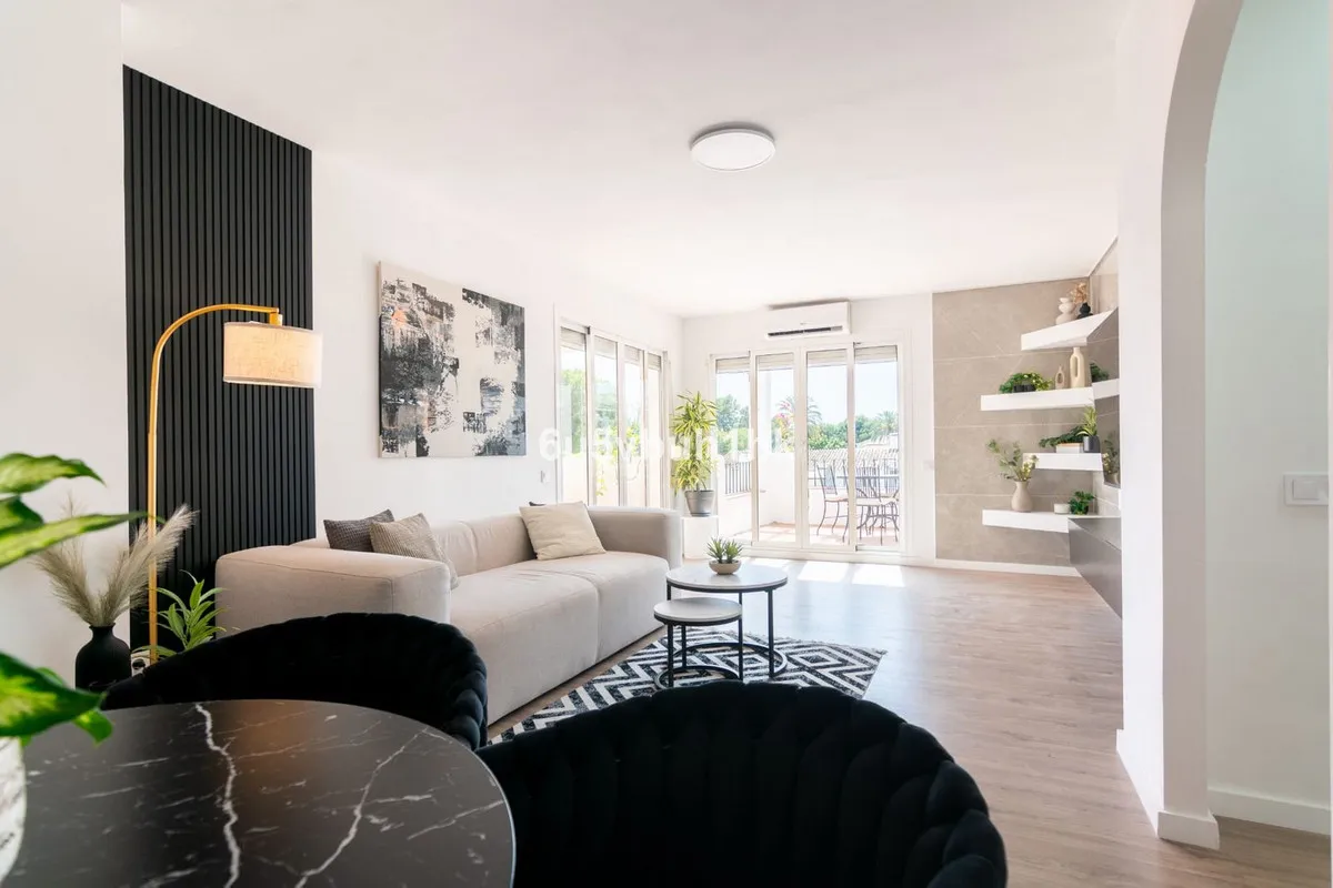 13450515-053b-41c5-95bf-24f79eddbb80