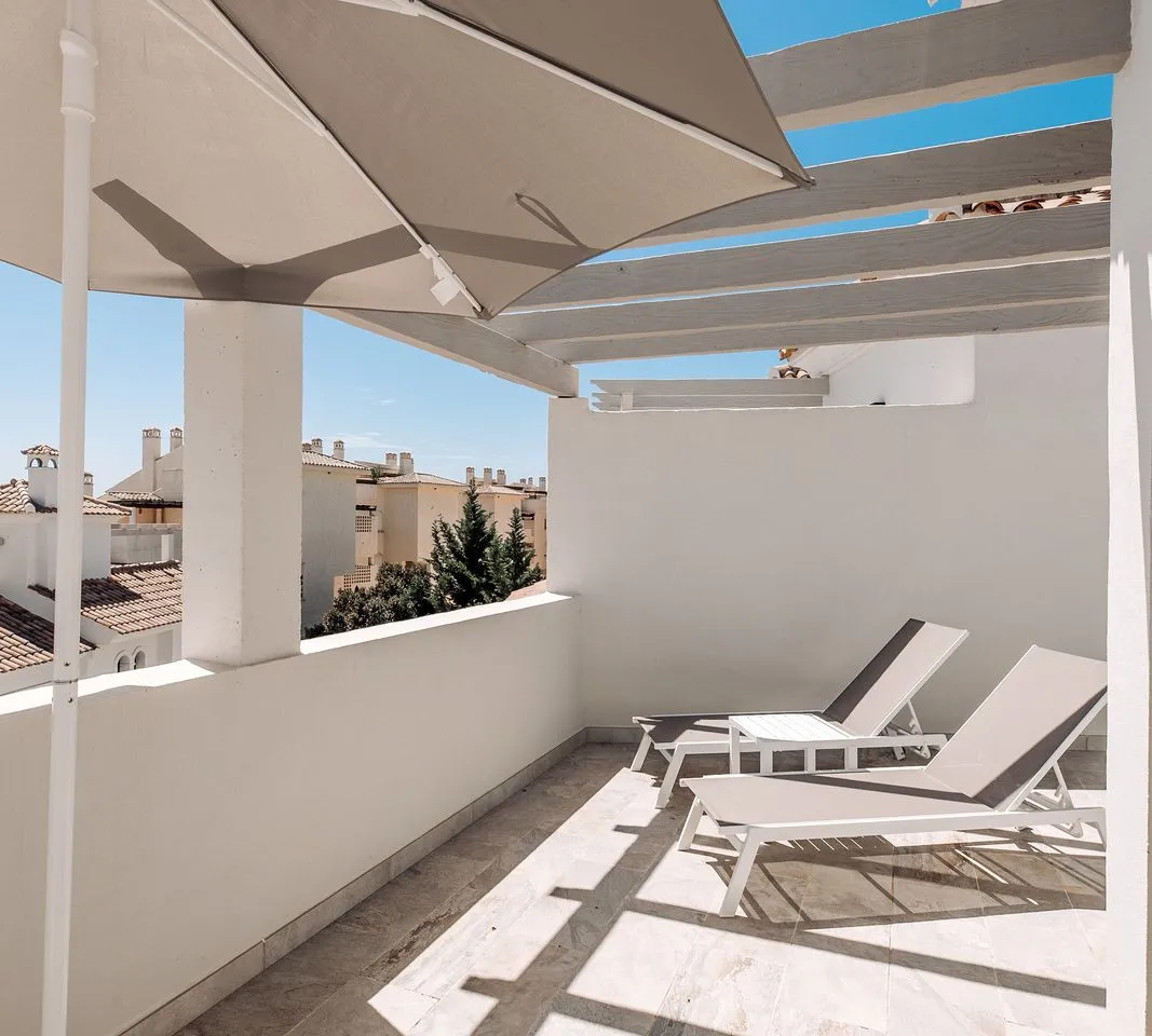 2ecf85b0-1640-4b40-8c8a-47a73a31f4b0