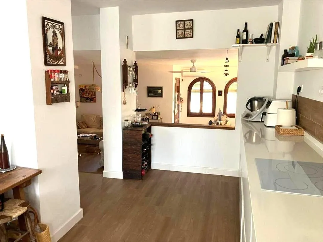 f4644112-b855-48d0-8bf3-4dcd34215e40