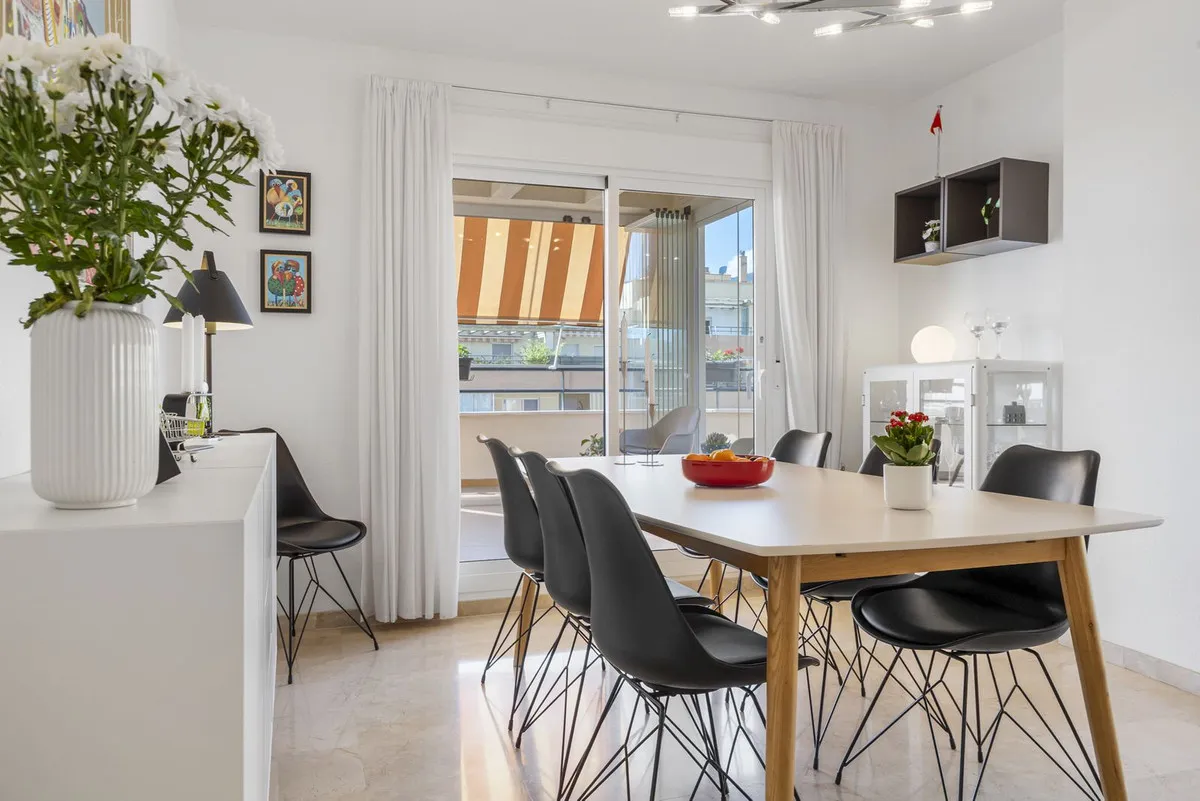 1428b710-d539-4242-b3bd-80c6121a3501