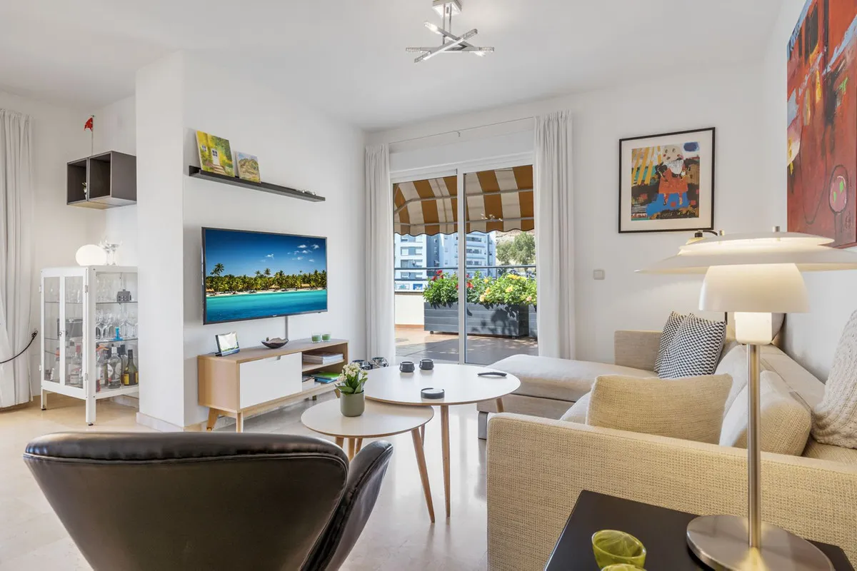 e18b516c-6409-4675-8849-d40e7a8890f2