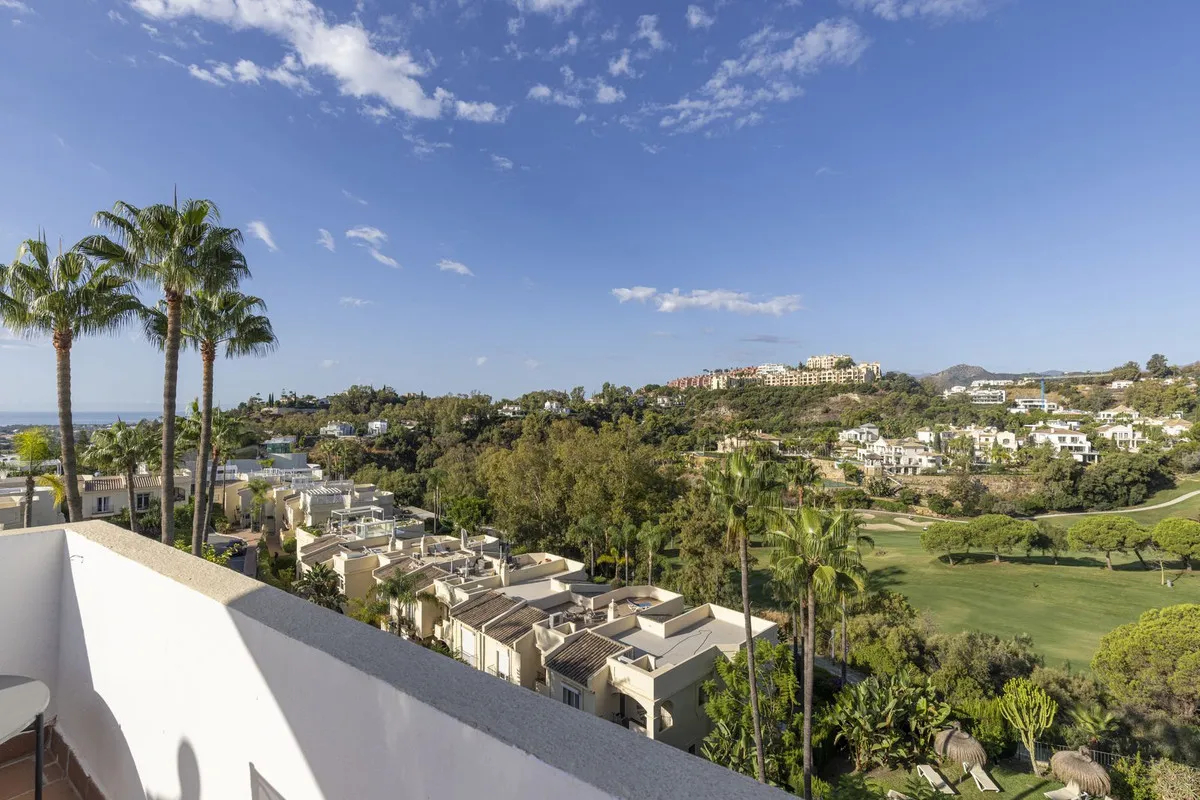 e2524108-f985-447f-804c-89c71eb7a7eb