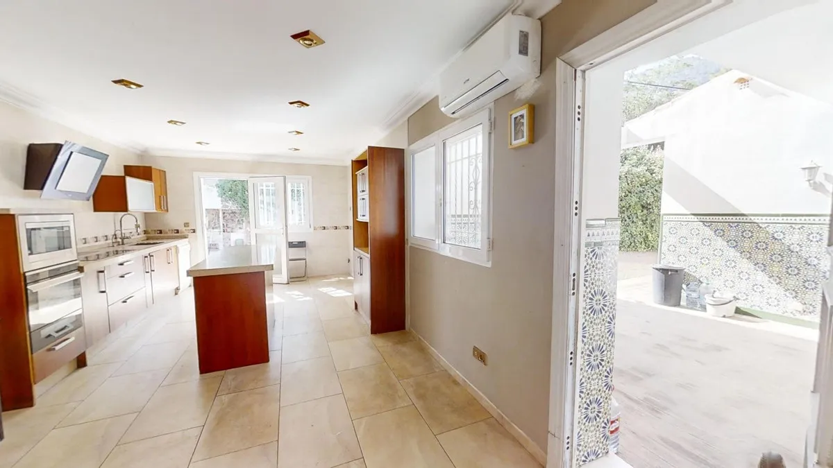 747434d7-1413-4149-83c6-bd29aea6ac80