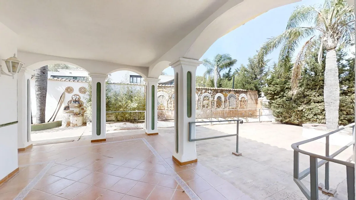 a8bd2ee4-0d24-4950-8403-a4bcaff5a15b