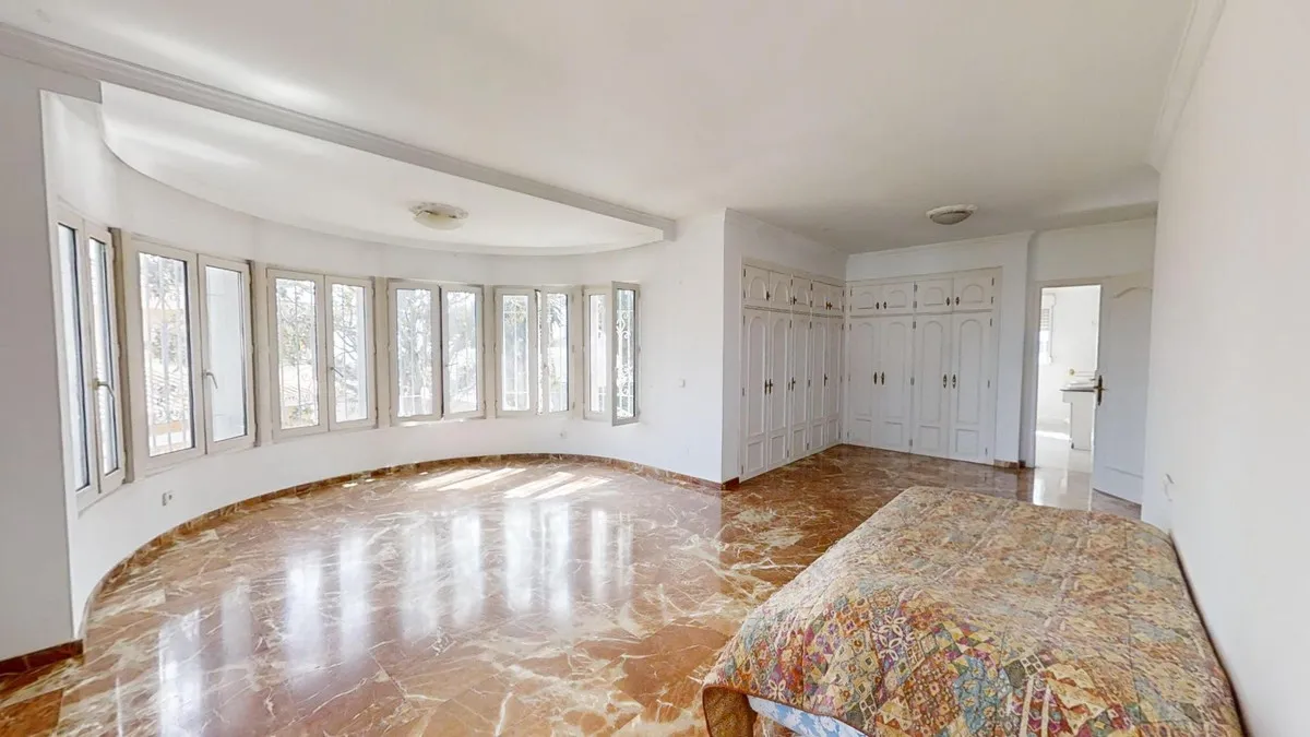 bebc12ef-d650-46ac-95d5-30d7b56a922f