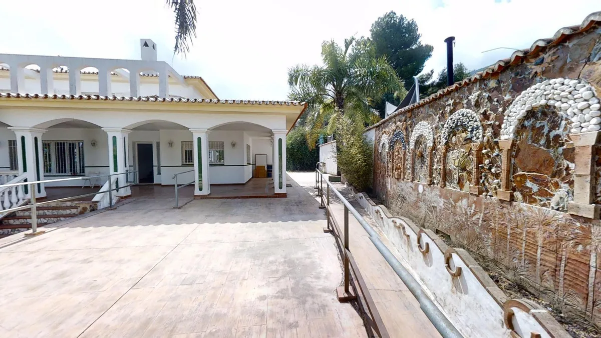 befd309d-2fdc-4886-8c3a-361334354a82