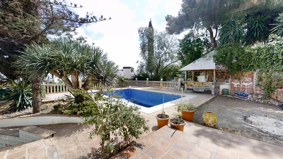 d62c856d-c741-45cc-84d8-a2916e4a50f2