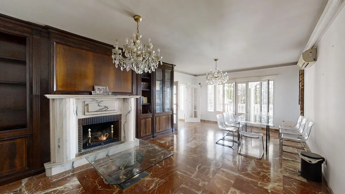 eaf19f3e-3691-4bfc-8734-e1d9616ec38e