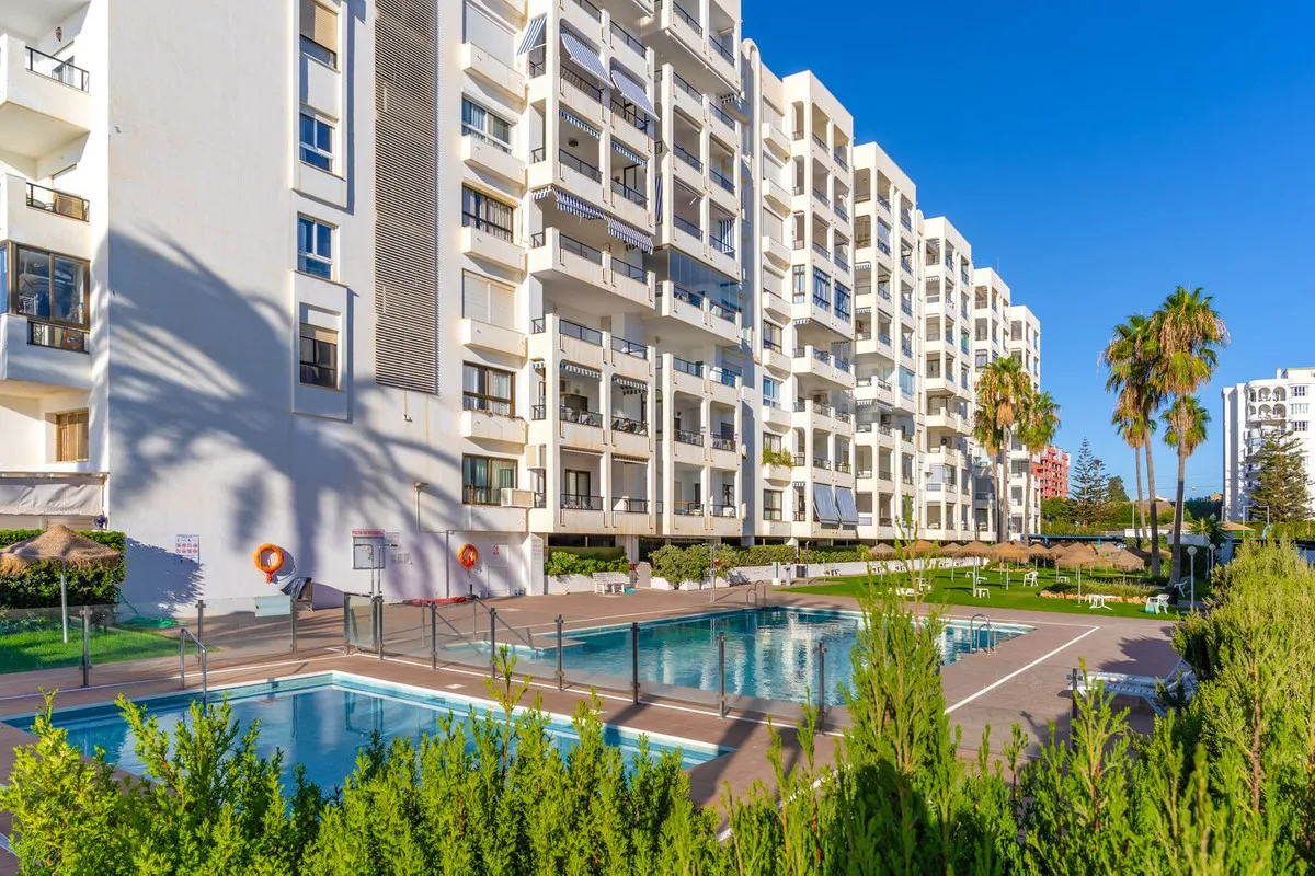 34e73092-4481-4353-8962-842a3b1d4483