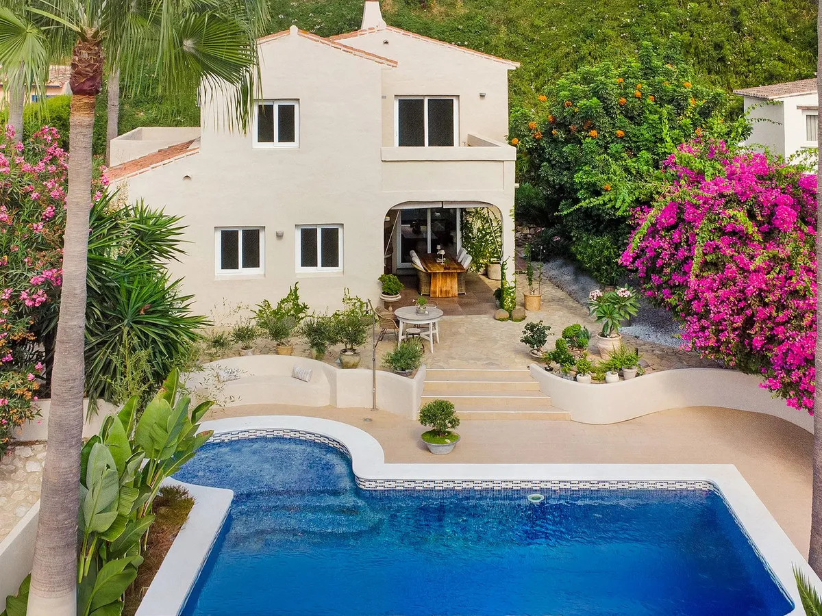 286a7a26-1347-4e5e-b7e3-39f3d300d95b