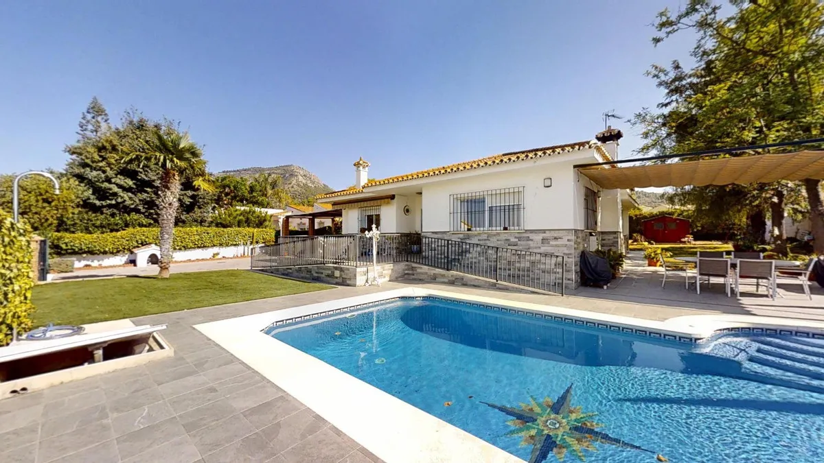 03a08e2f-4323-47ba-98a4-344a6a718b46