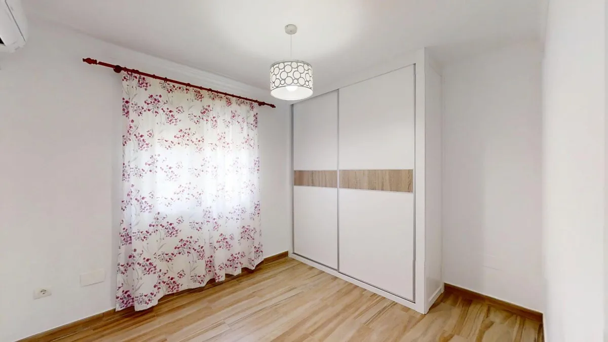 145a8f7f-32d6-4f03-9058-199bca488f9e