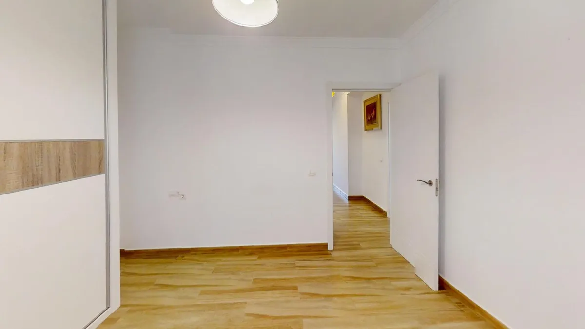 5c7e87fe-8af9-4d55-a825-fbb7bd7094e9