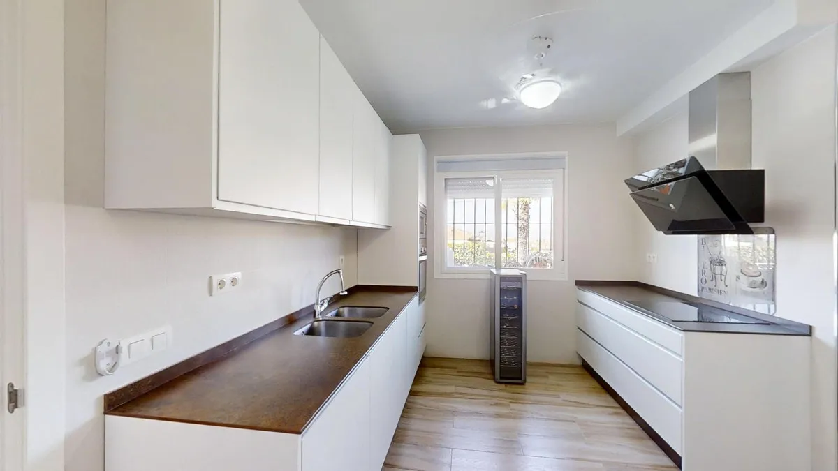 ae16260b-2cfe-46e6-a855-d660c49a9a6d