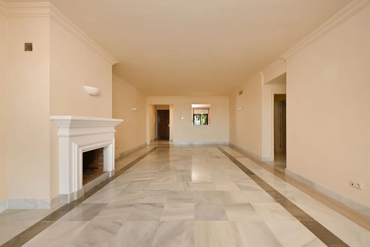 828b1079-4b6d-4af9-88ef-ef697a4a7e3b