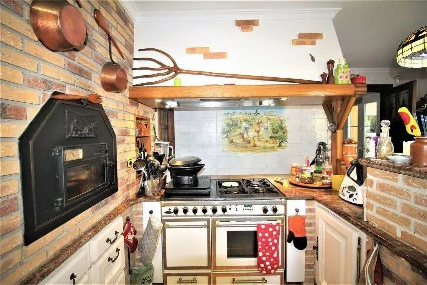 339b3b6c-5b32-4597-845c-7fdca617e7df