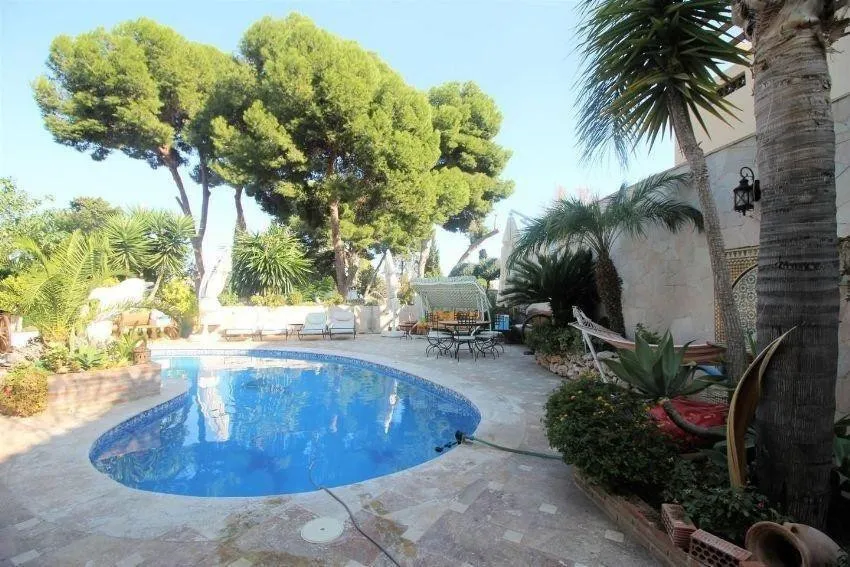 3e6c235d-1b4a-43db-9b95-de72b7f72527