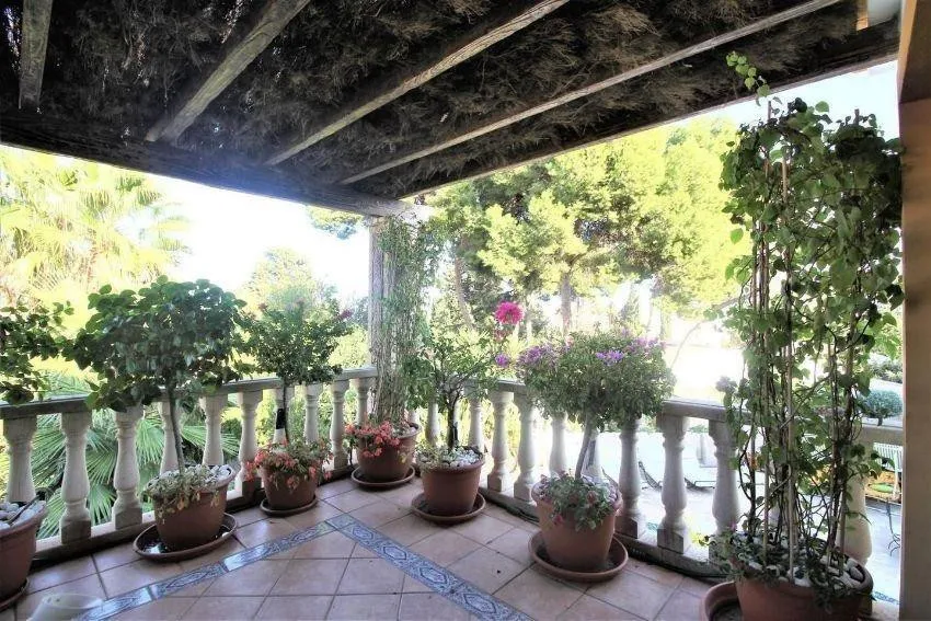 8599a5af-c216-4608-b676-1367f27cd28f