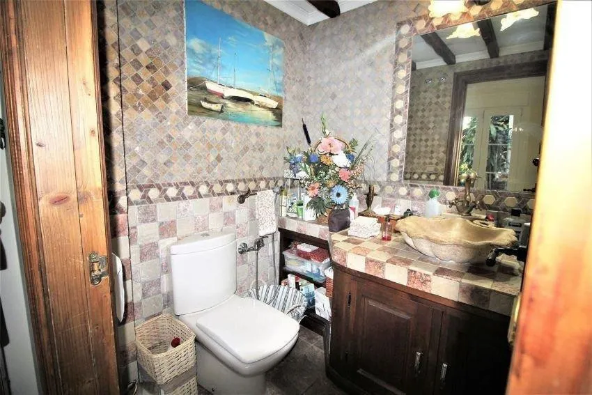 ad598ca6-e381-4fbc-9330-77976bc76939