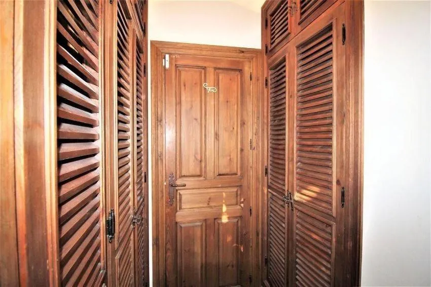 b382f629-0fe2-465c-8396-df697394e6a4