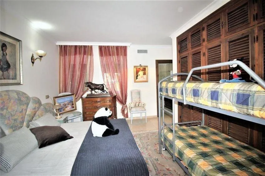 d6c3b338-349a-43b2-b0b7-6c6e315c86c8