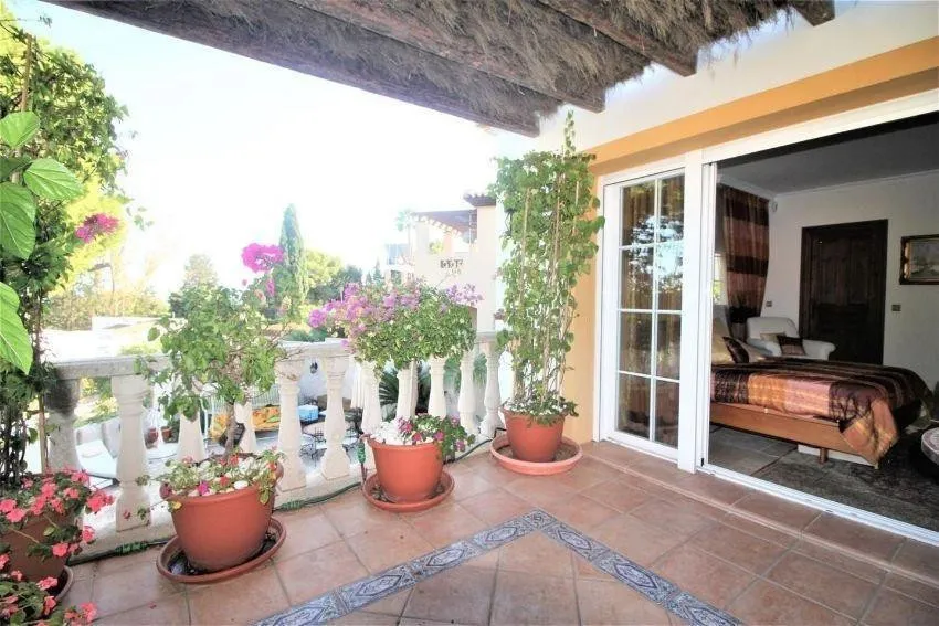 e6bc9ed0-31ab-41f0-a793-41b3961d64b1