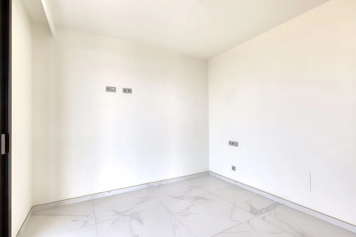 98961136-2b33-4396-b940-666cf6e8da4f