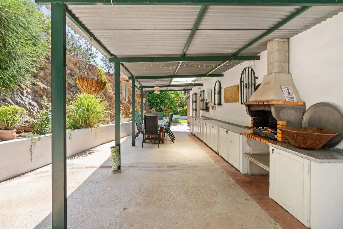 524bfba5-2853-4575-add4-c523635d94dc