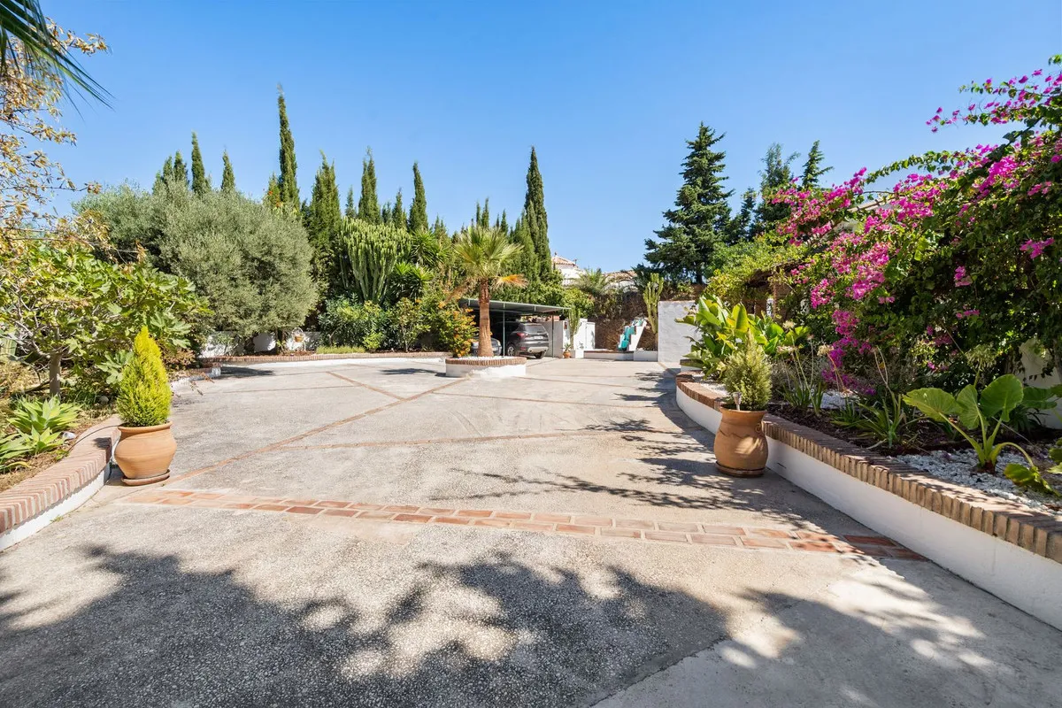 6ad9e524-08a4-4ed9-ad10-b6c5f66d65be