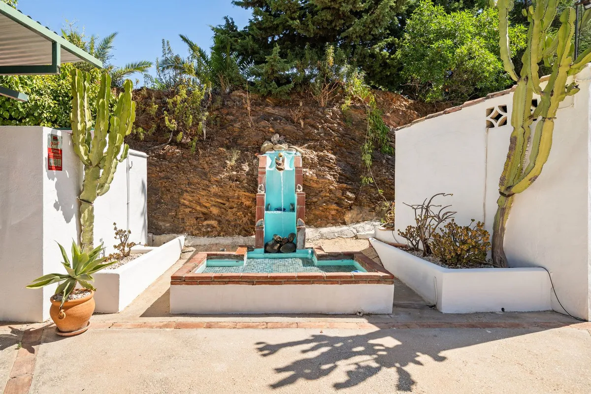 bd44e610-95db-461c-86c7-efccd18e4750