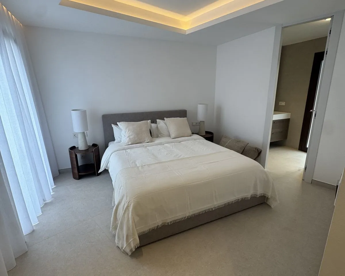 1c64bc36-a18d-4dc9-95ae-a0afe95c917e