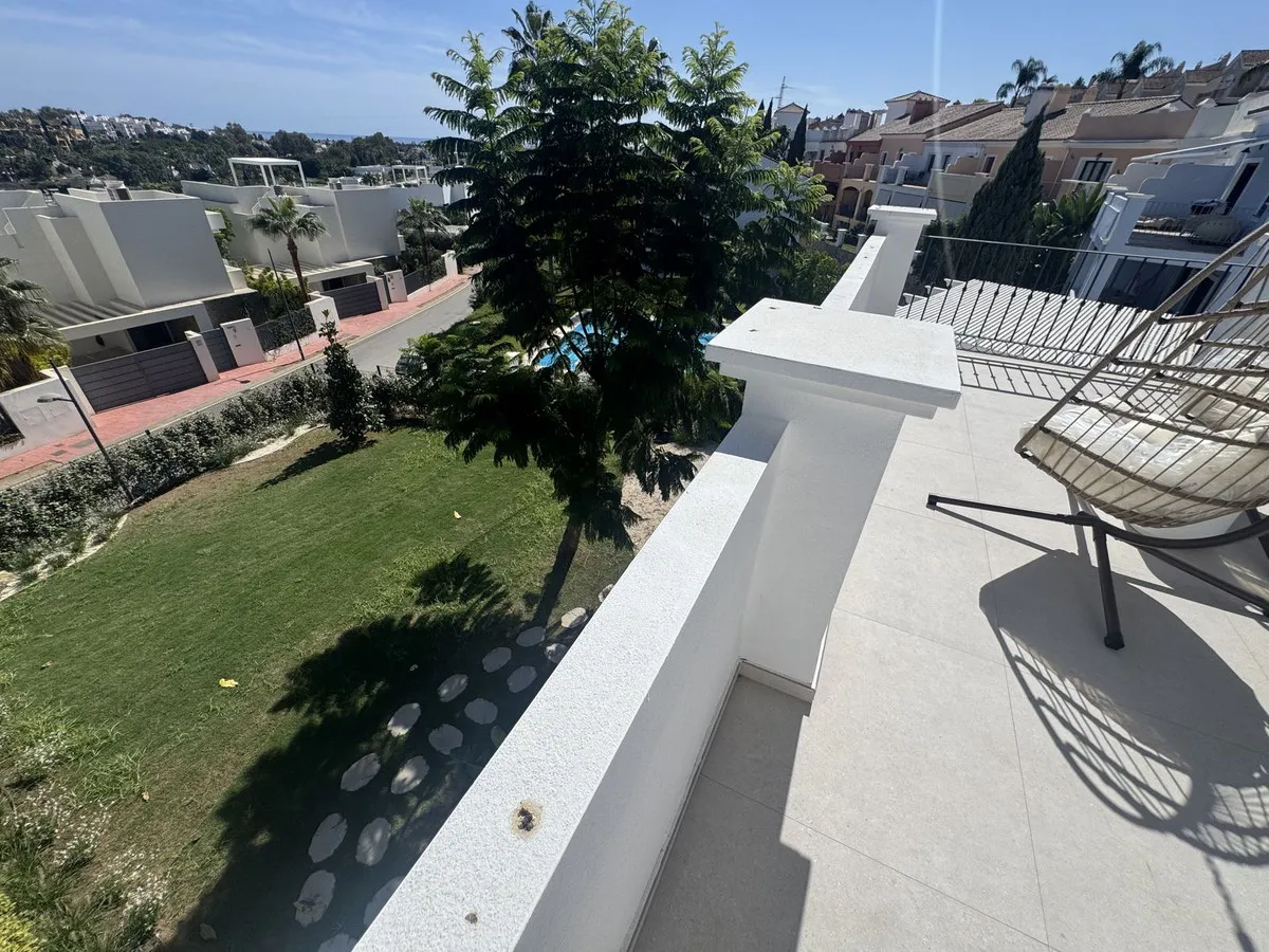 56dc7165-09fb-4b3a-8bf7-83a23f8a2162