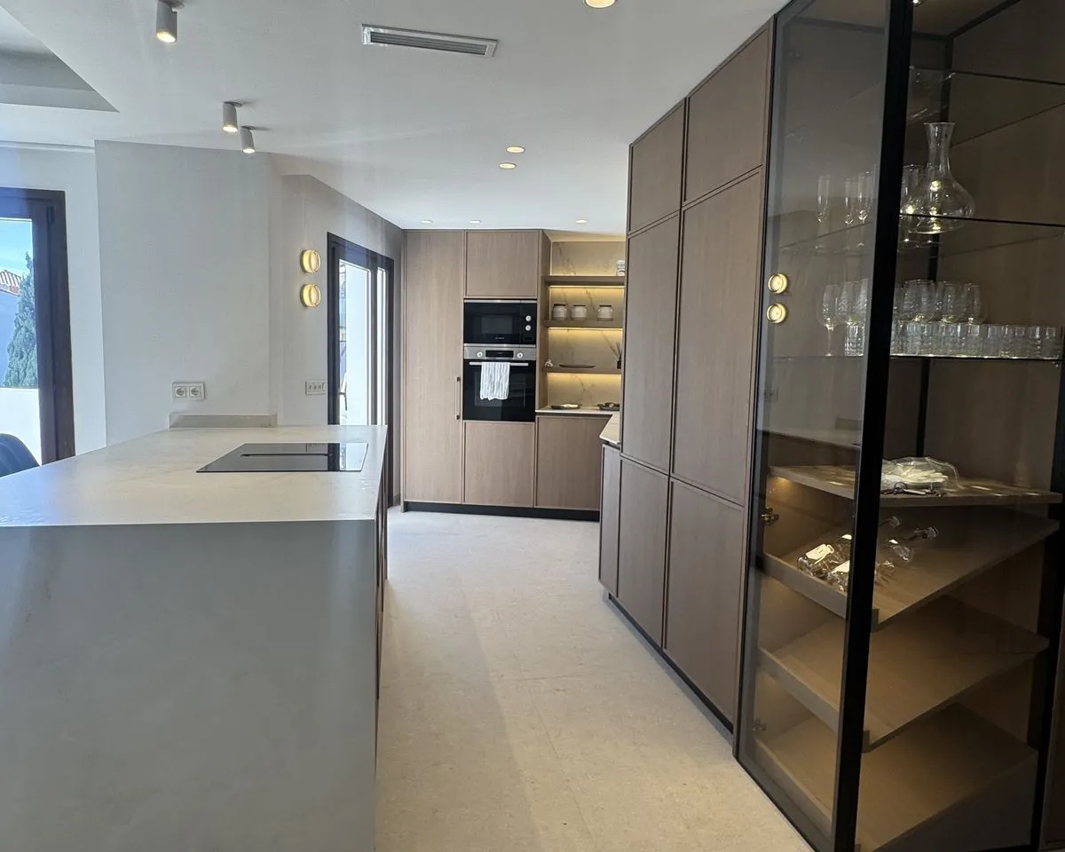 e943cbdc-4907-4ea4-b8cc-2d766af85201