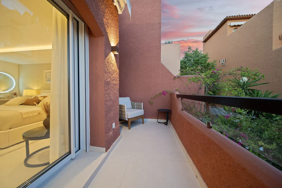 45dd854e-54ee-4a01-9d83-cd0db5c9d7d4