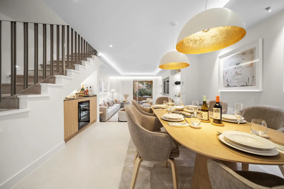 9998d81d-cd0a-4cd1-9787-a868fc3b3f4e