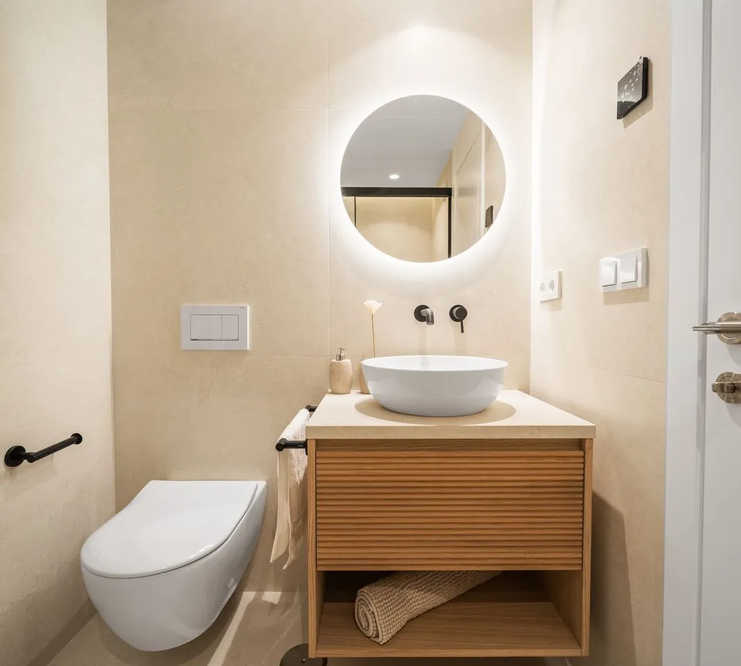 b6a39116-b969-4af2-a6e2-6f9b99c467f1