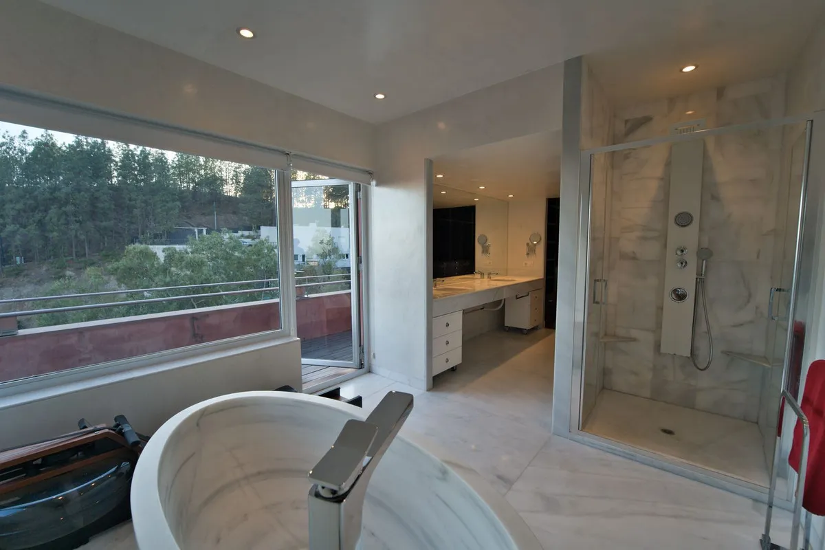 d5c6409d-166c-4063-bfd1-a89920b7b3fd