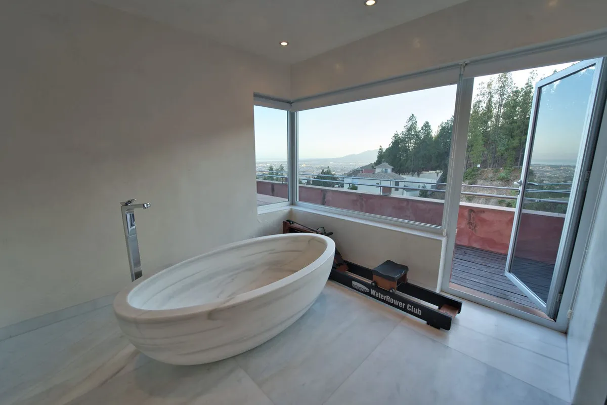 d75daaf9-bfd0-4047-8637-87dd45de21d1