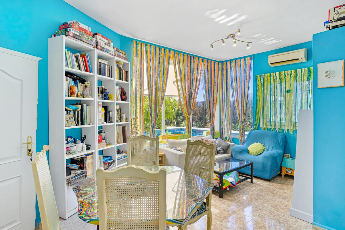 2b6f1490-4850-4387-8a40-11a847dc5653