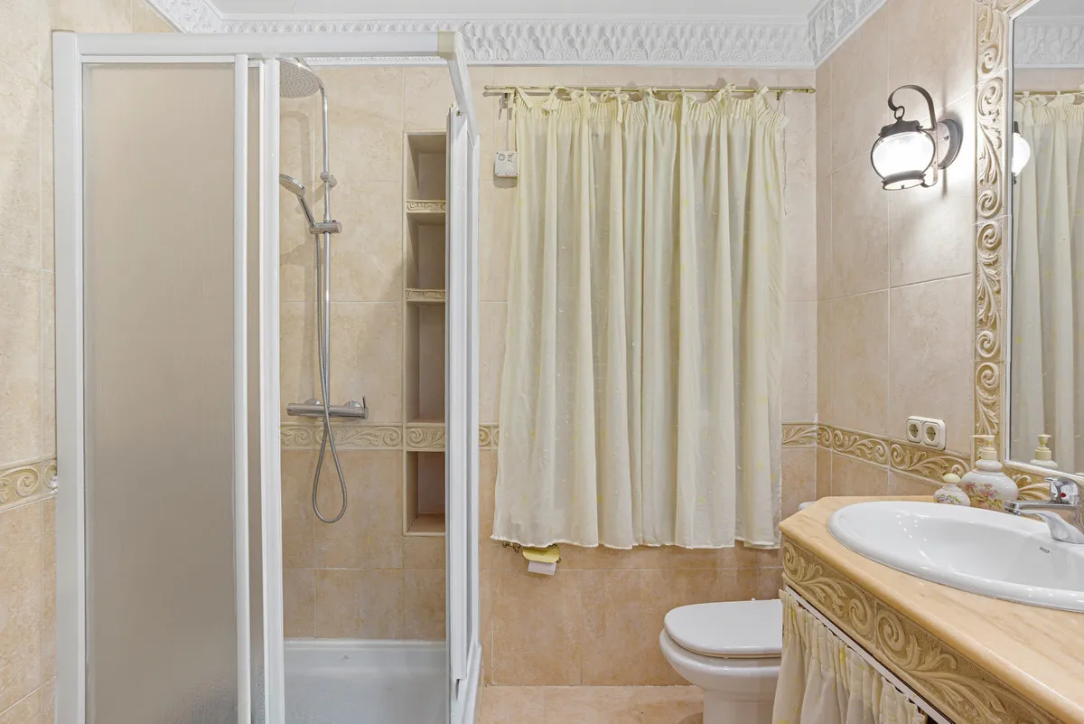 3a83cc83-f00f-414d-af56-ea512234f480