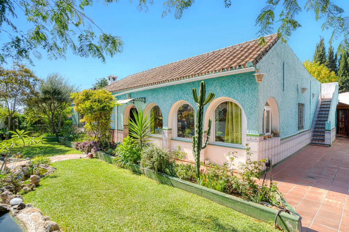 6237f348-e3a0-4617-85e9-0ad7a9d135d0