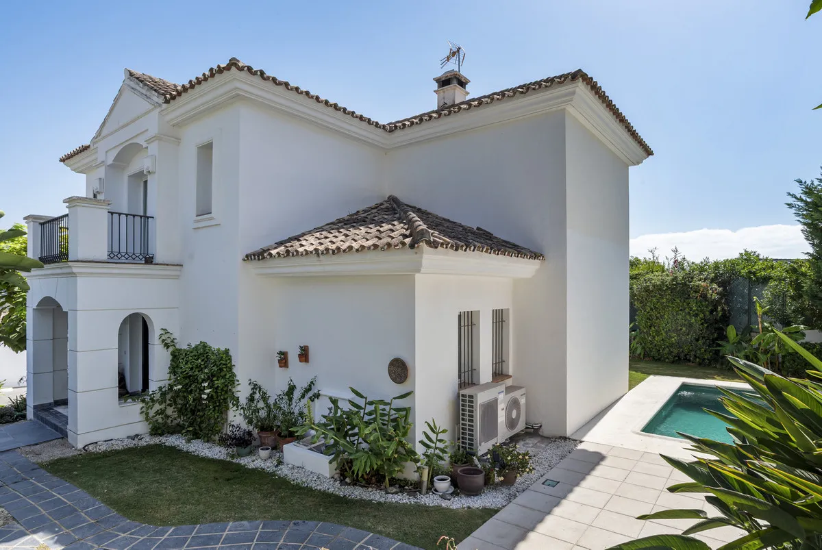 1fa504cf-e112-4a0f-bbb6-ef6cff231c7a