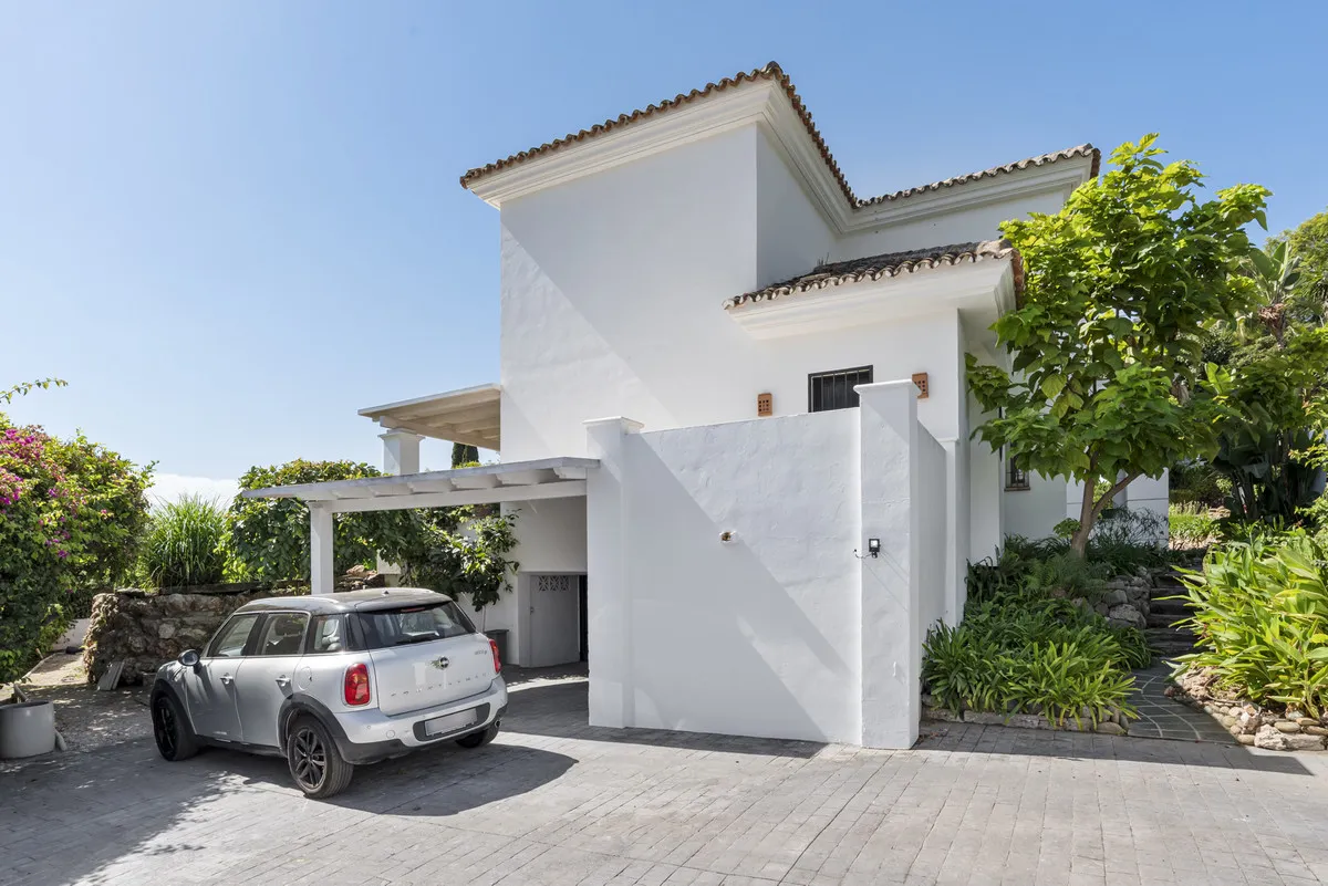 2eba8717-fcad-4301-8105-c32519bcfcc7