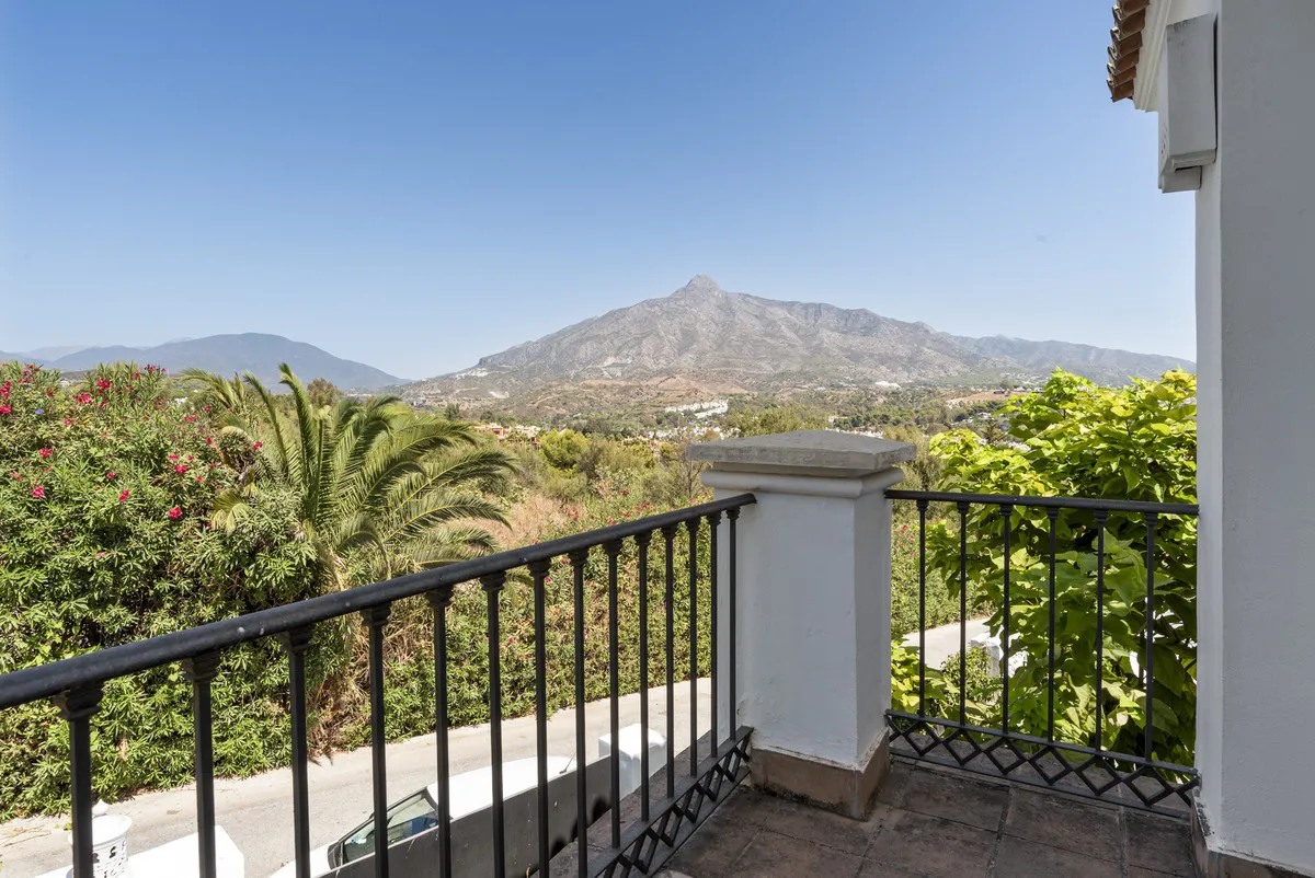 9b5f8206-b129-4419-b218-3dcff28fd1e1