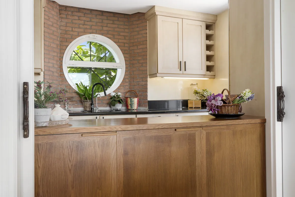 e445be85-fdc4-4cd5-b5c5-bac886e8b1d3