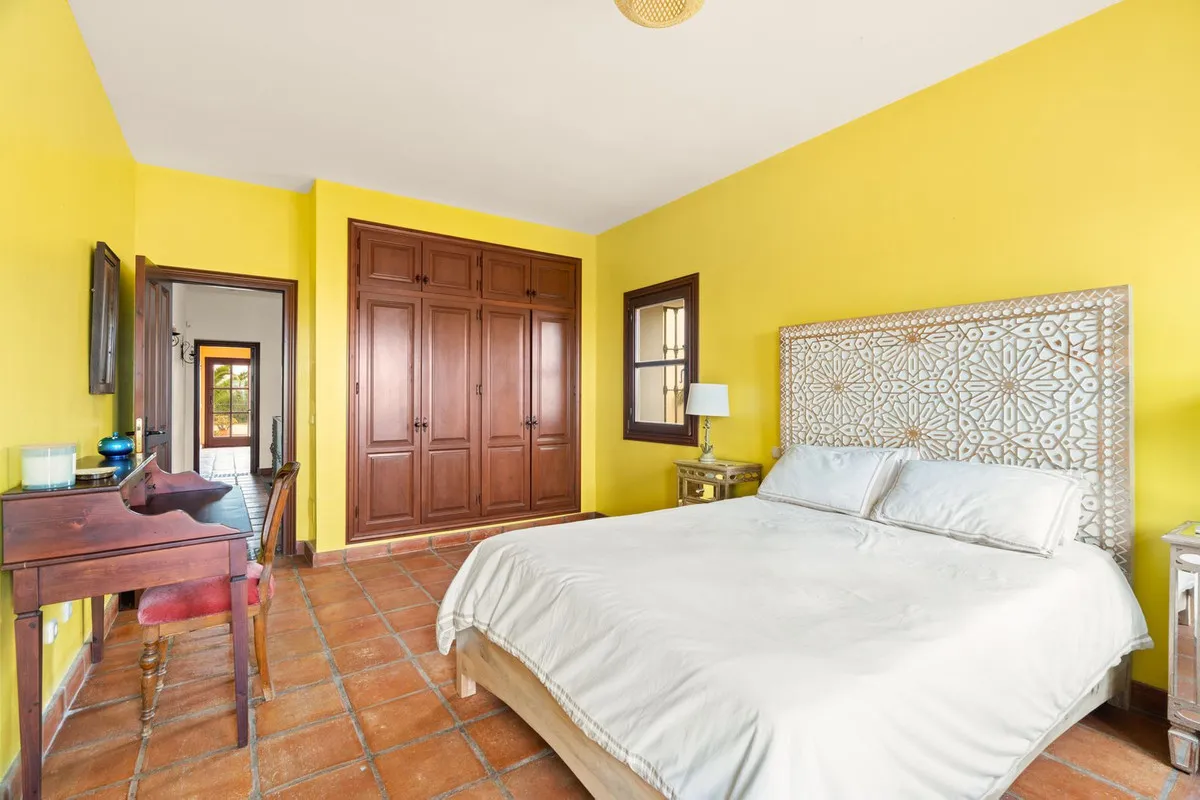 1a0572d4-ed2e-4ebe-9b4e-326060f4879f