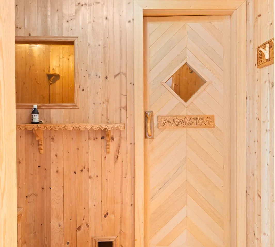 31094131-f720-4a7b-9a14-afa30c1f6e40