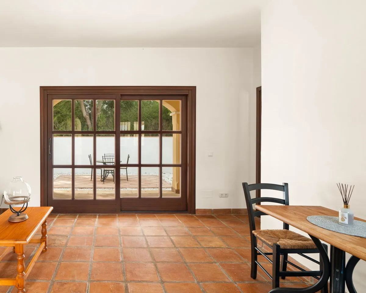 3d336fe7-d6d8-4454-950c-c5555a7a7c0e