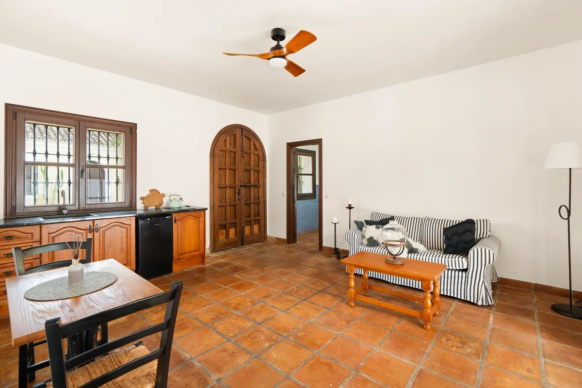 40d15168-49ba-4c34-802a-eb5d9c359aa5